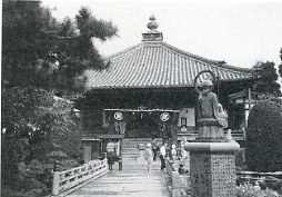 写真4-4　一番霊山寺の大師堂