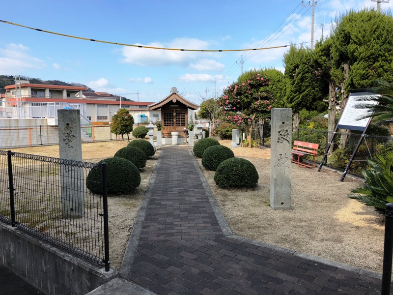 ①青木神社